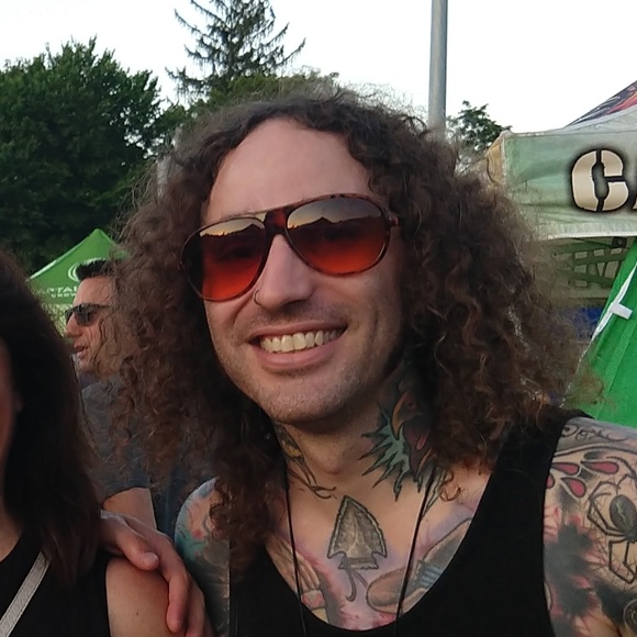 Meet your Posher, George - Picture 1 of 1